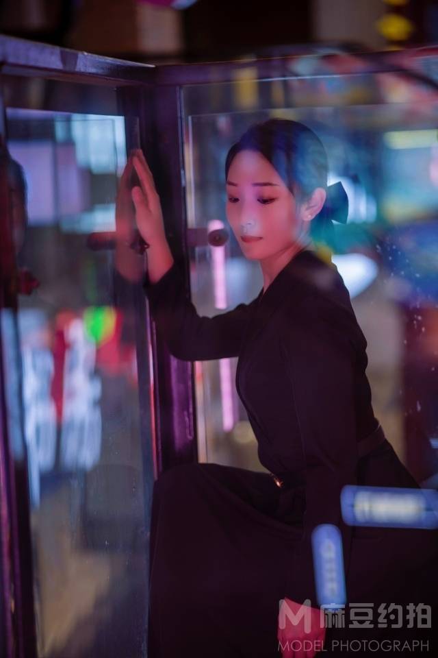 夜景模特
