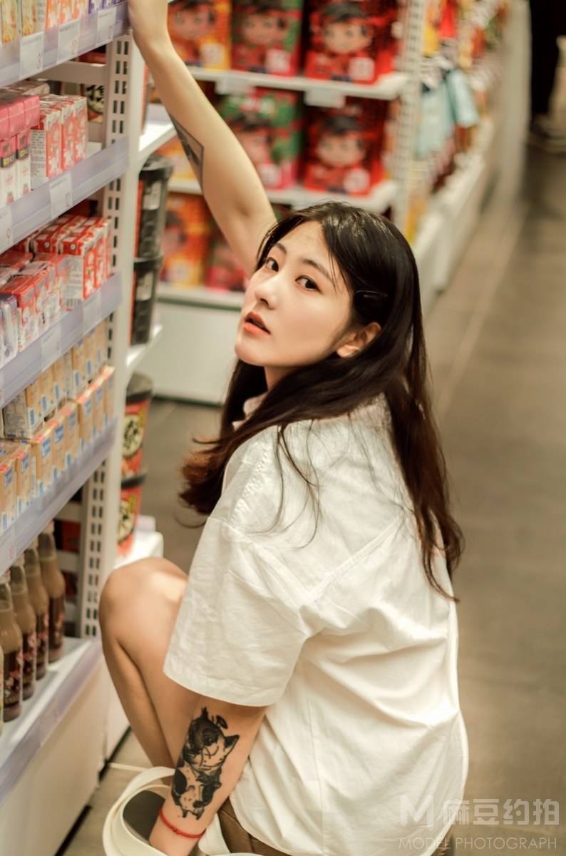 清新模特