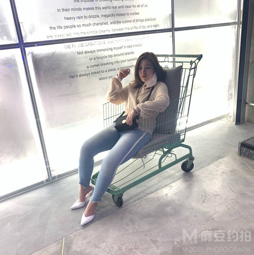 清新模特
