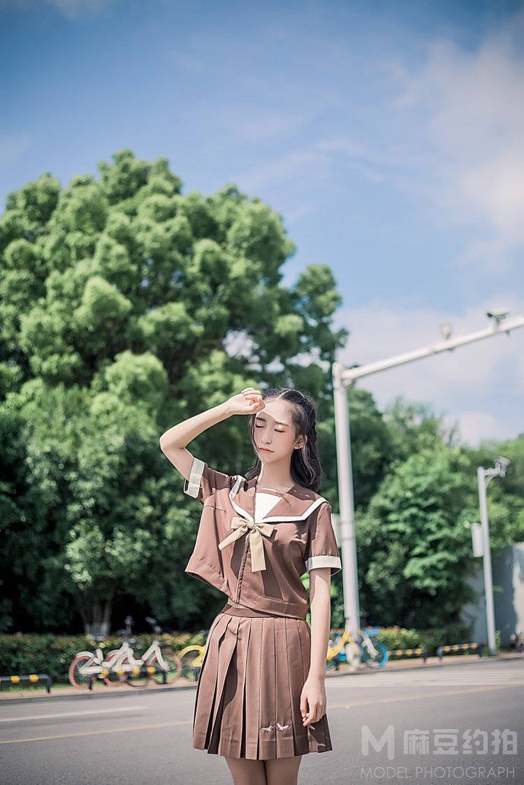 校园模特