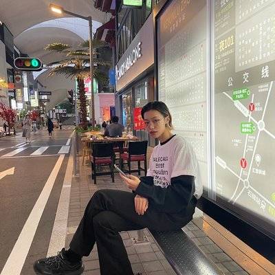 夜景模特