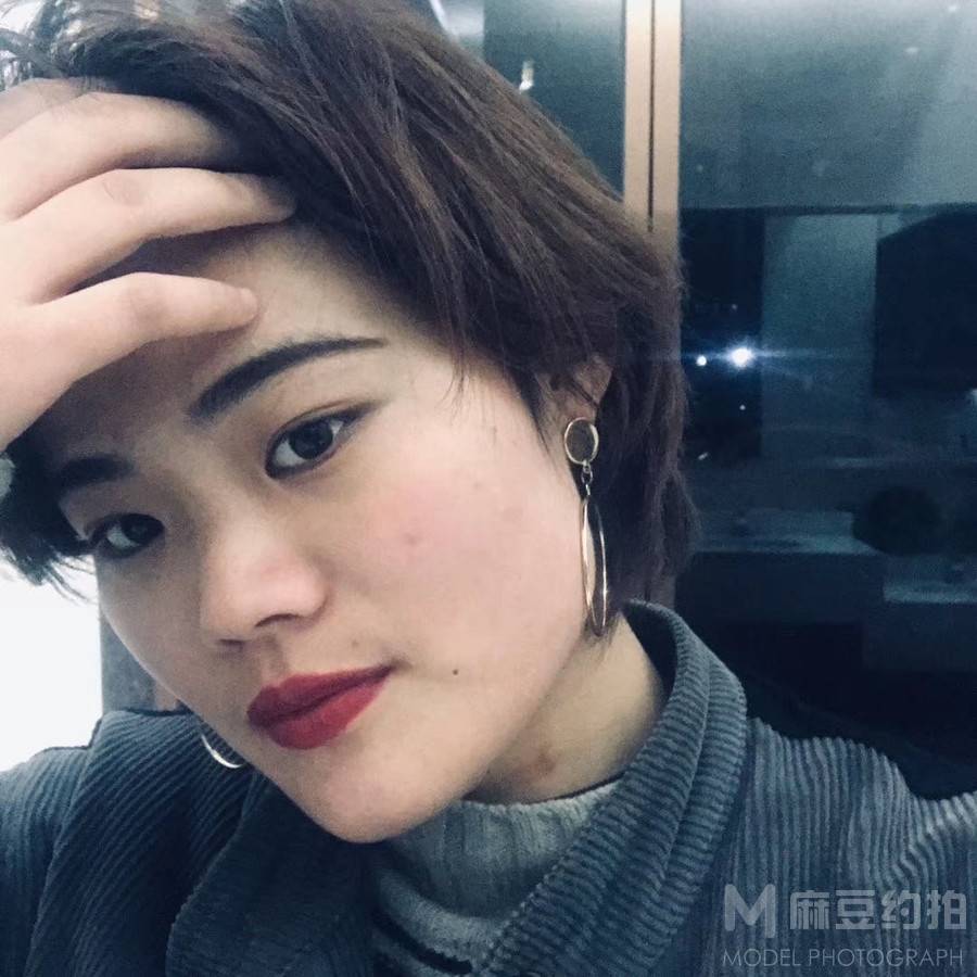 暗黑模特