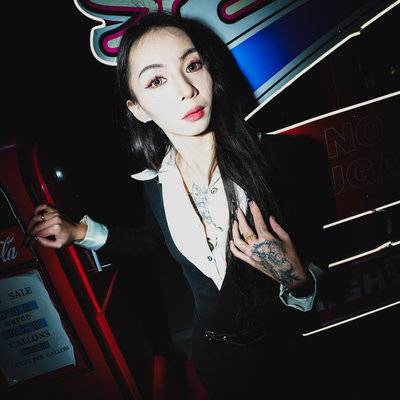 黑白模特
