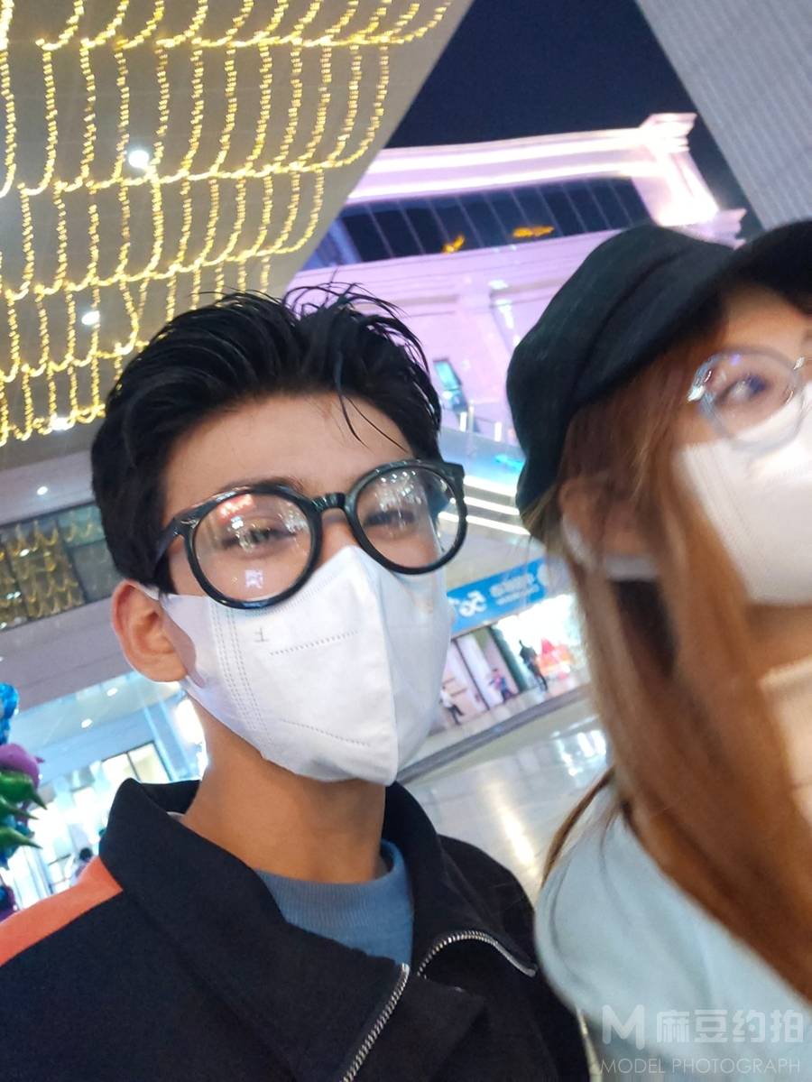 情侣模特