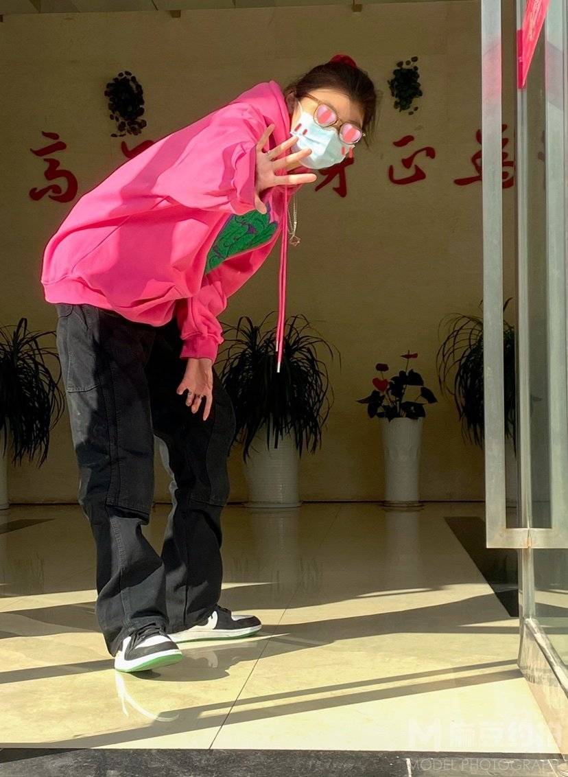 校园模特