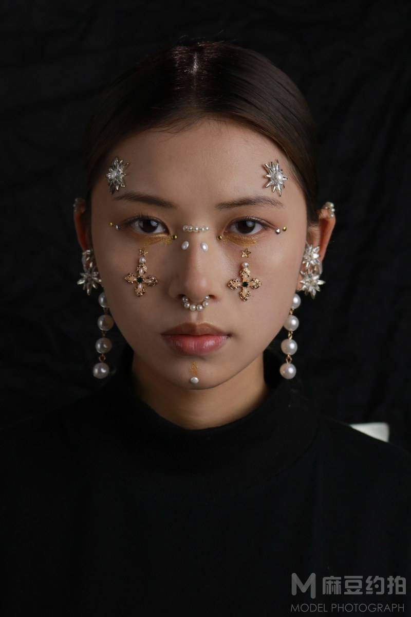 妆容模特