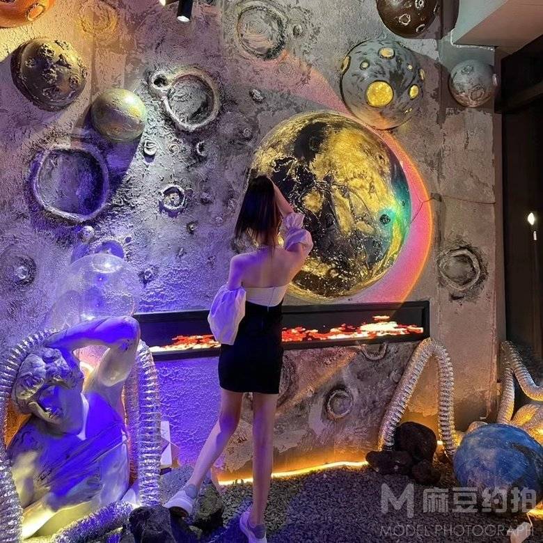 清新模特