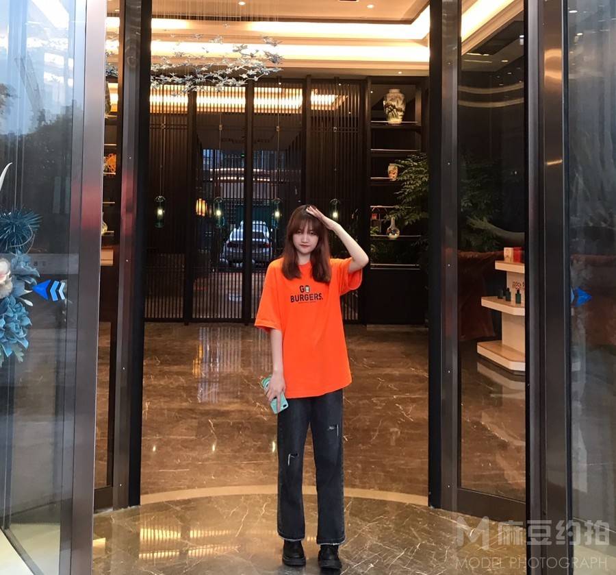 校园模特