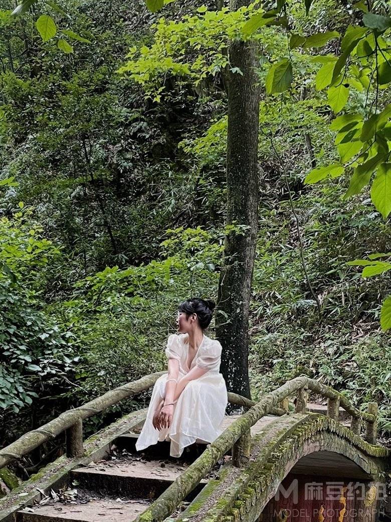 纪实模特