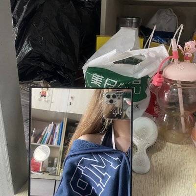 黑白模特