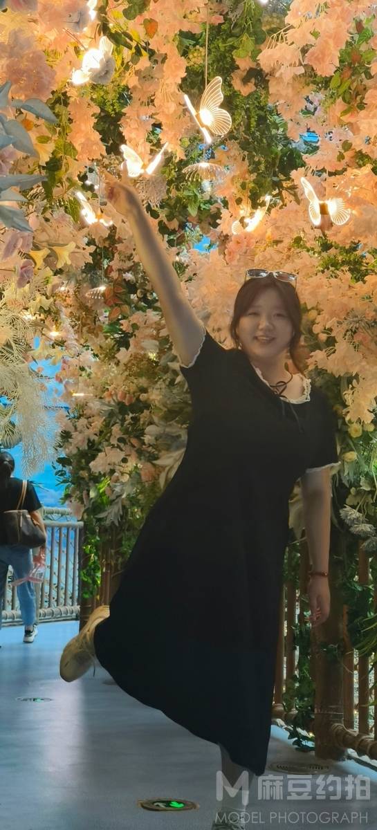 清新模特