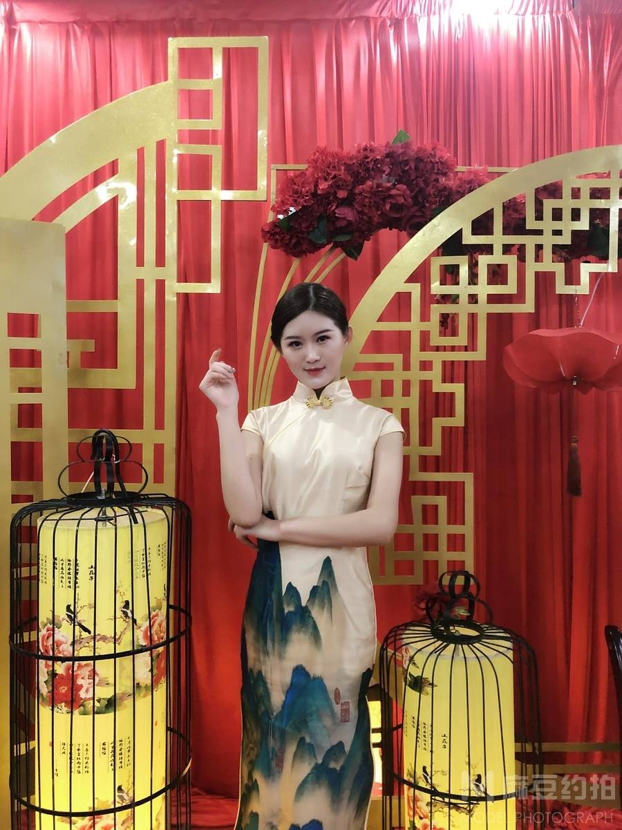 妆容模特