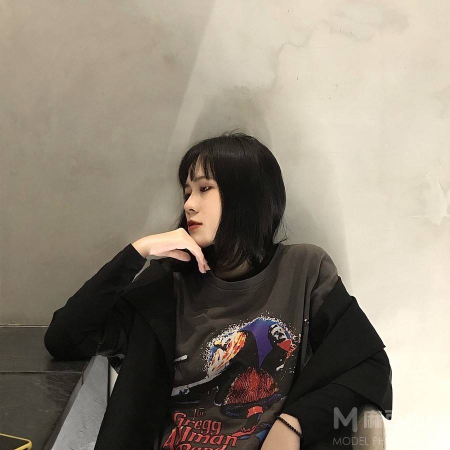 暗黑模特