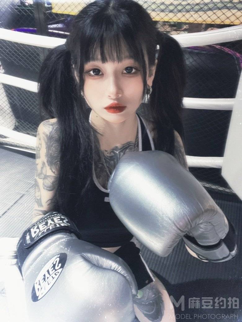 暗黑模特