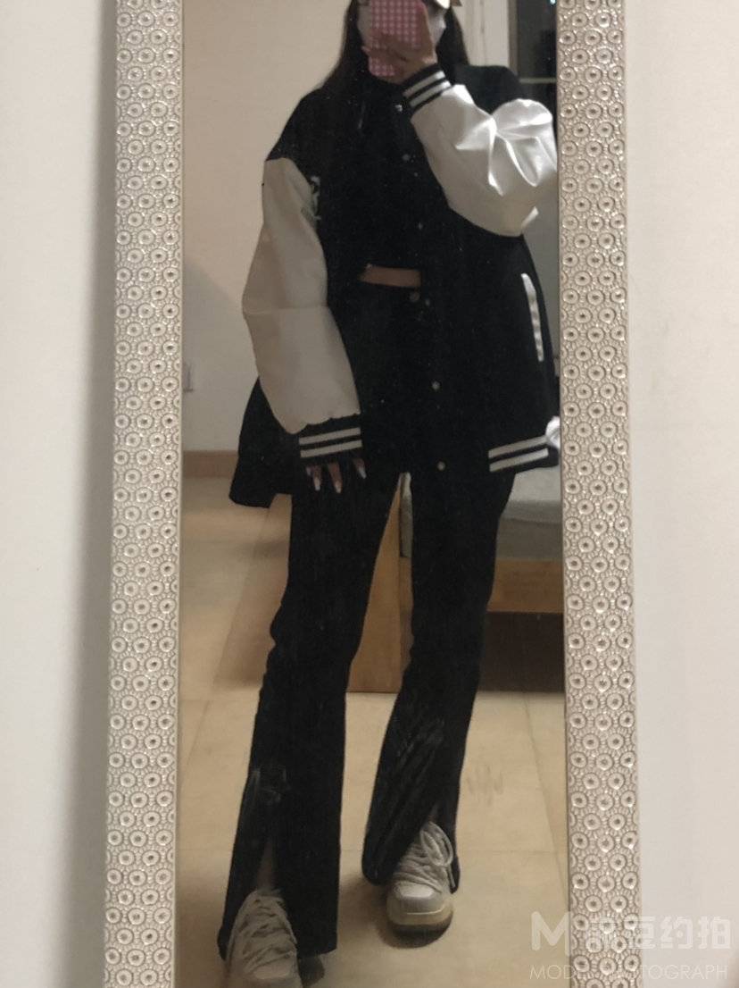 黑白模特