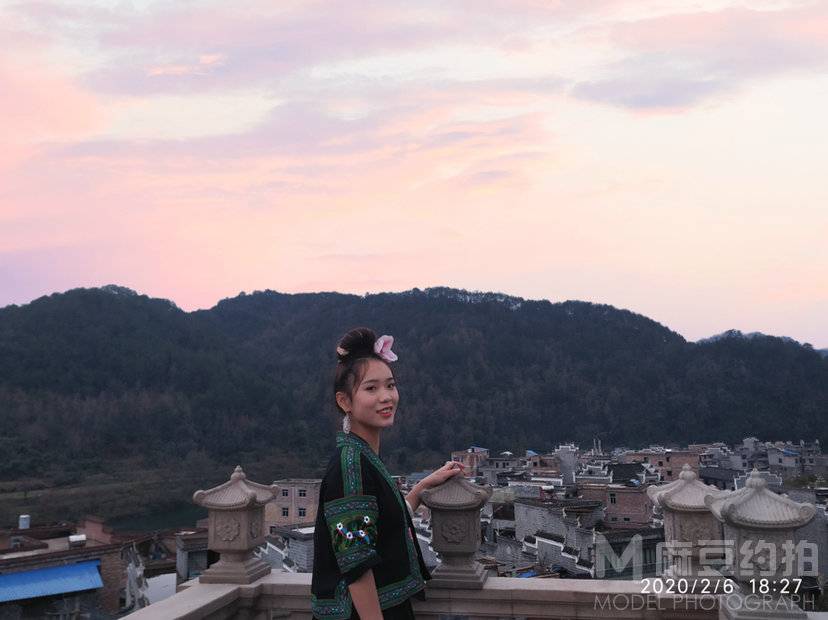 清新模特