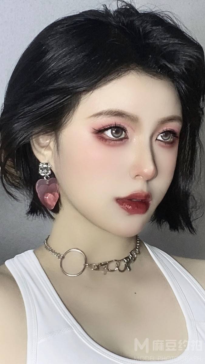 暗黑模特