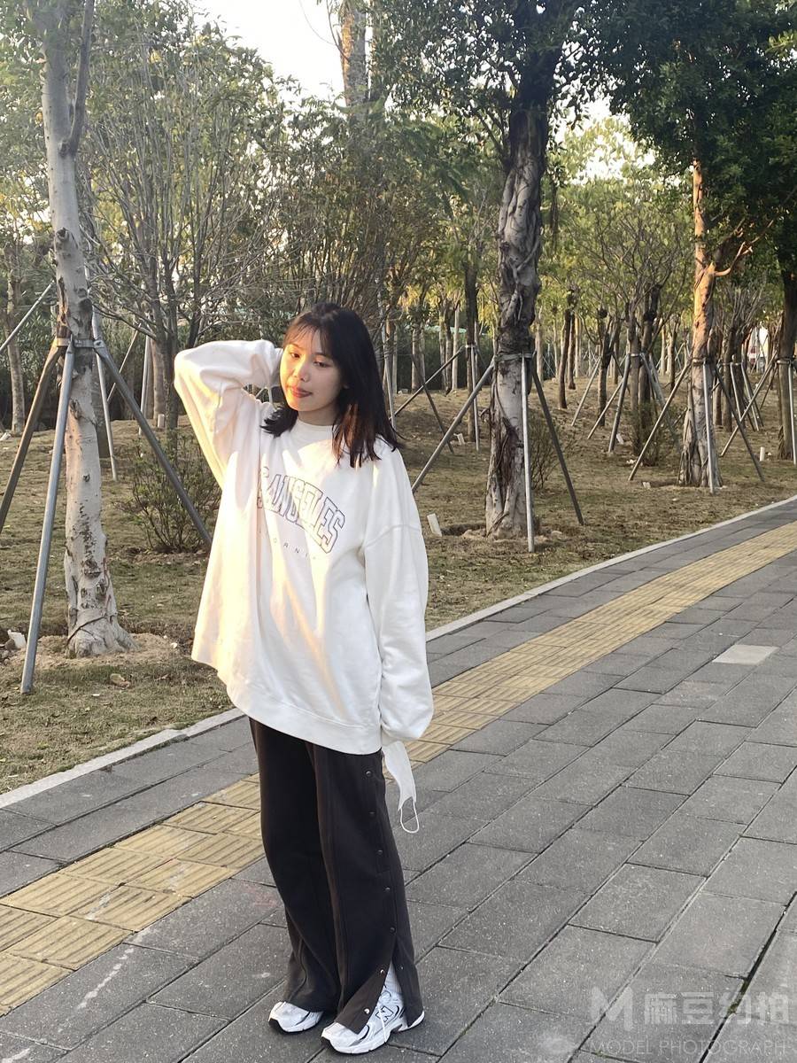 校园模特