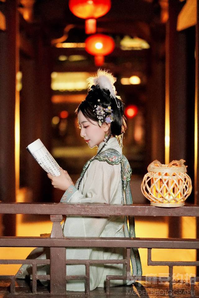 民国模特