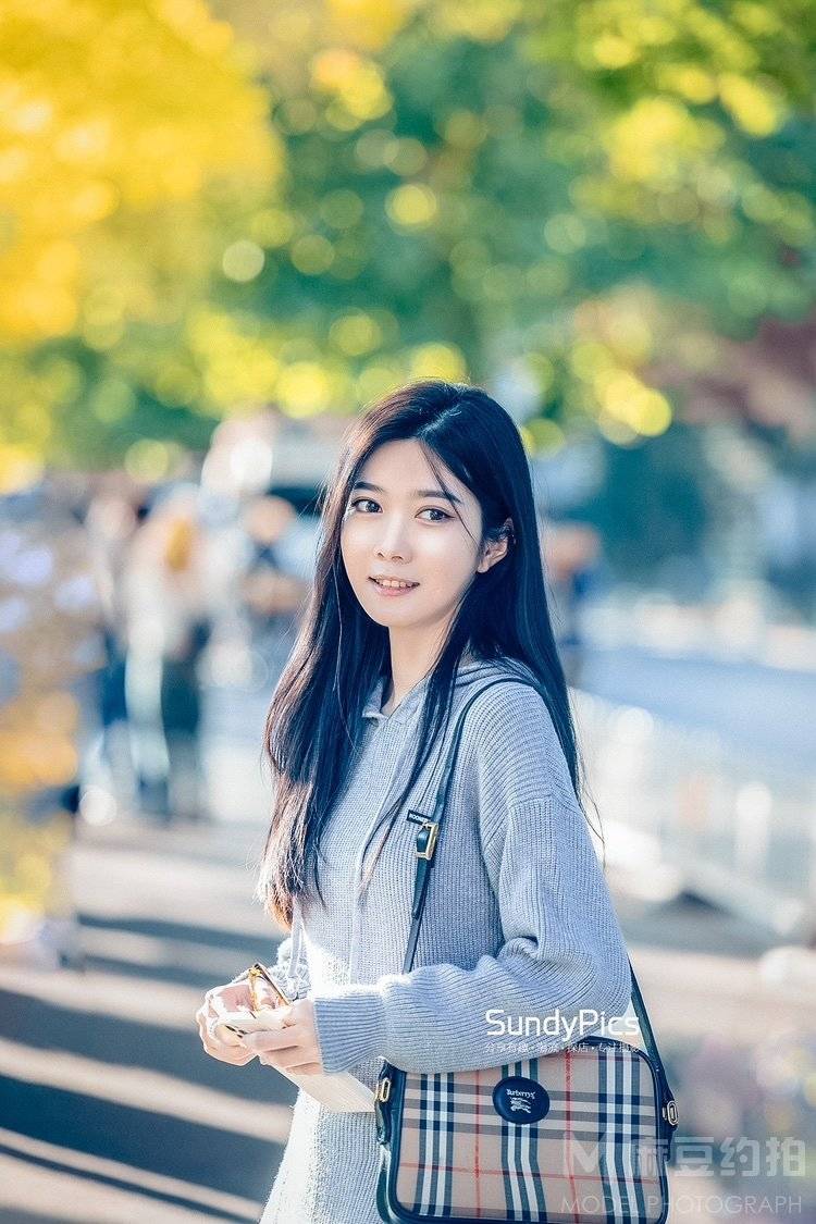 清新模特