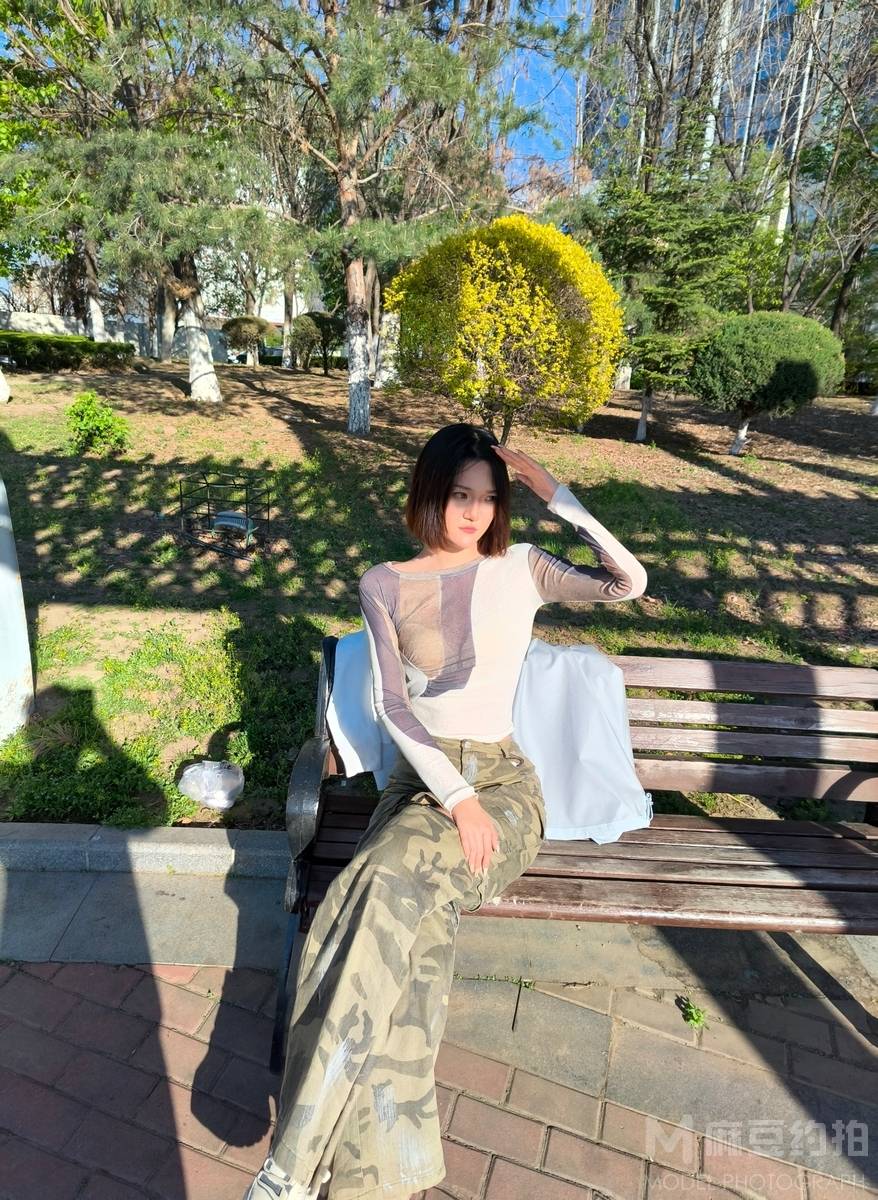 校园模特