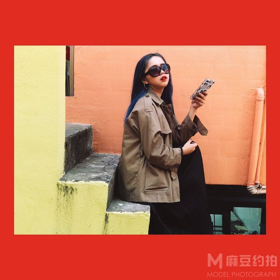 情绪模特