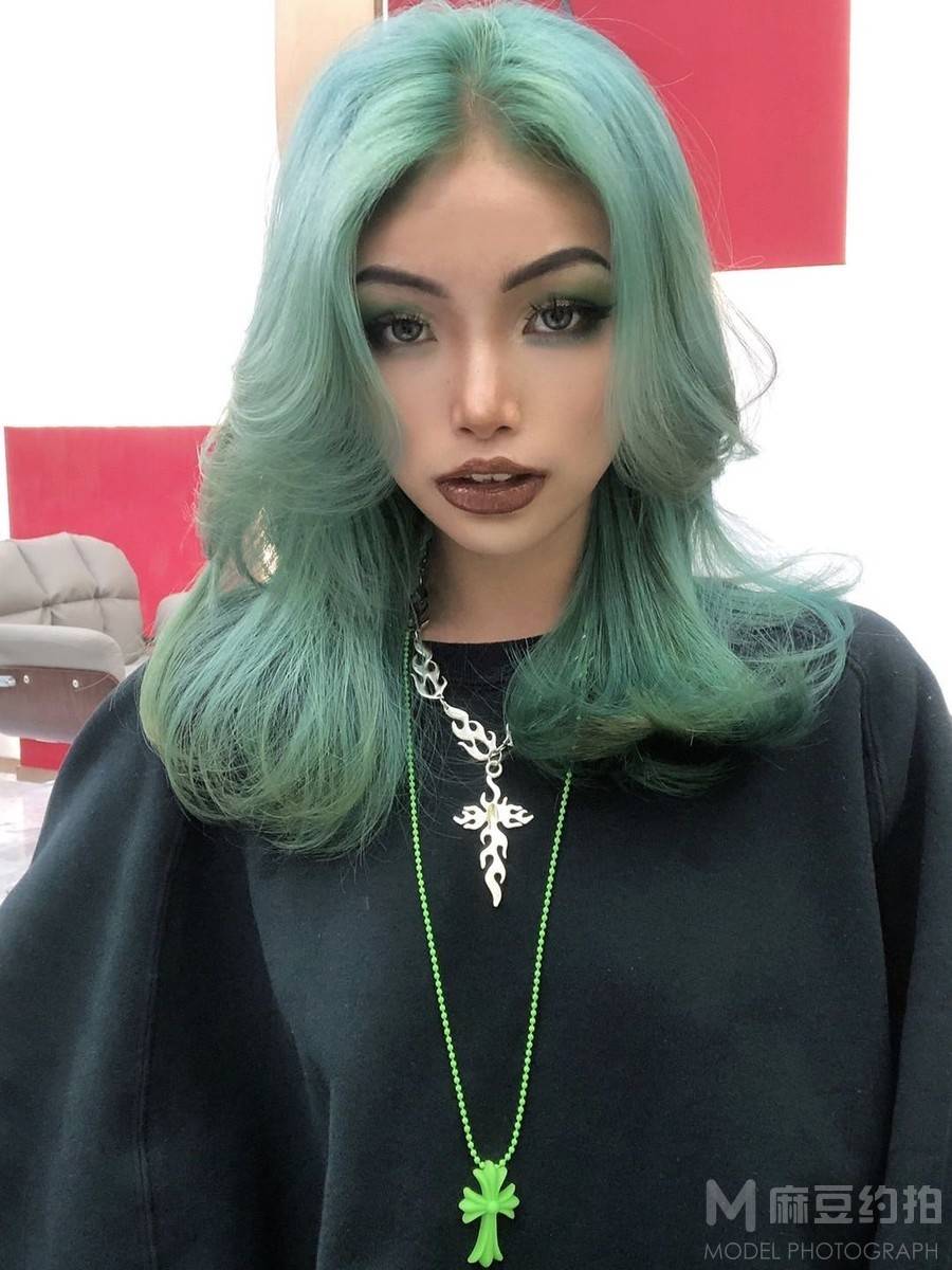 暗黑模特