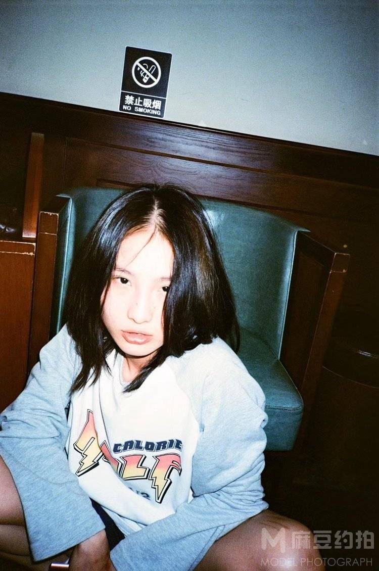 黑白模特