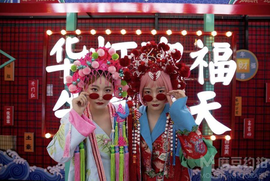 情侣模特