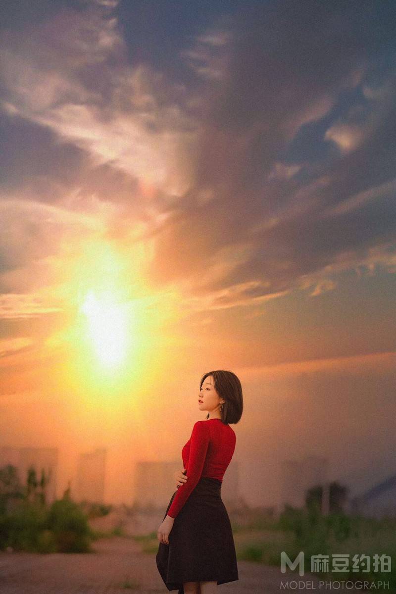 夜景模特