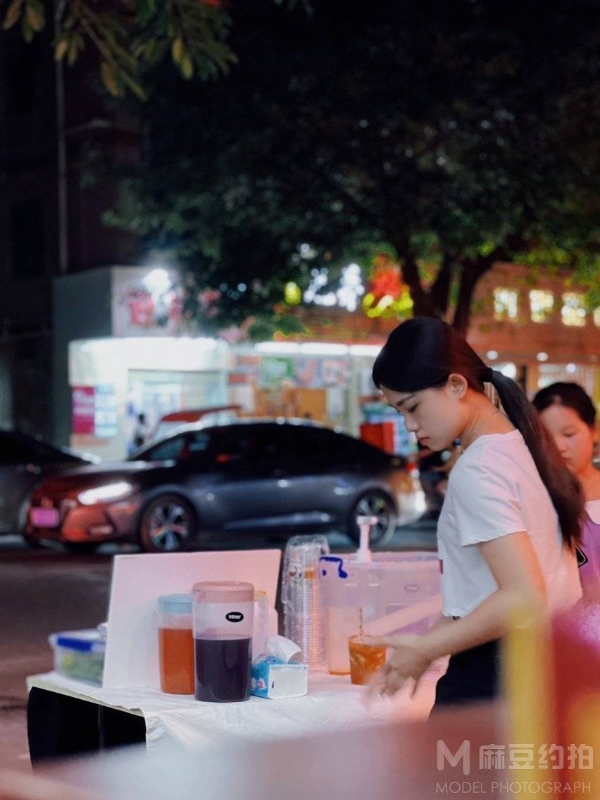 夜景模特