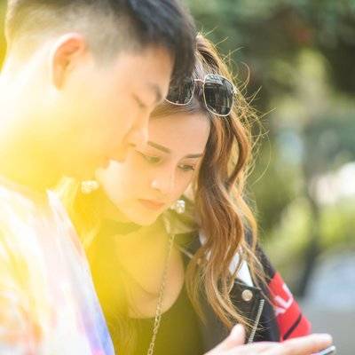 情绪模特