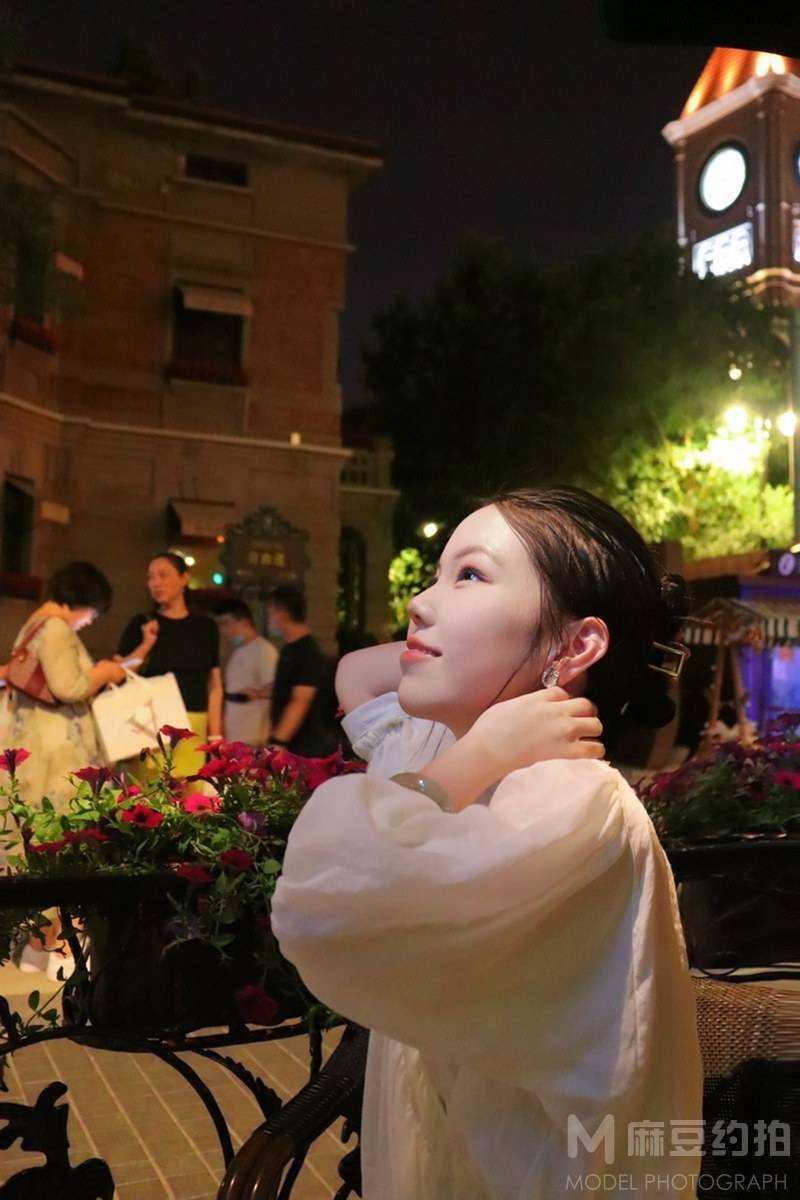 夜景模特