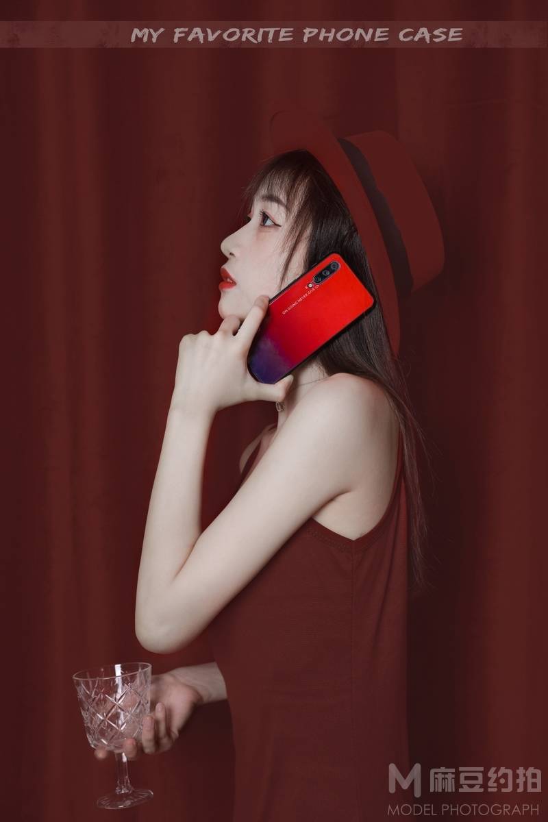 宝丽来模特