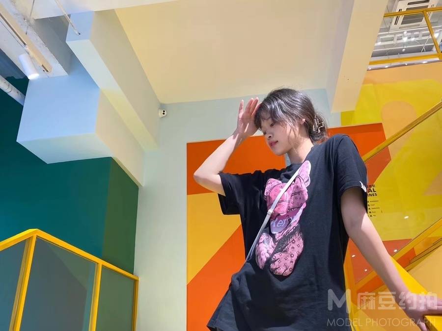 校园模特