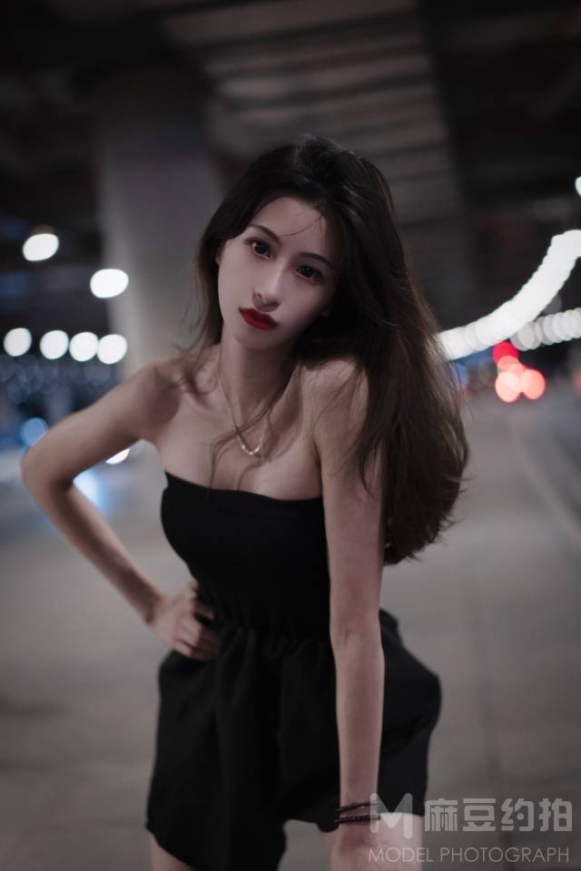 夜景模特