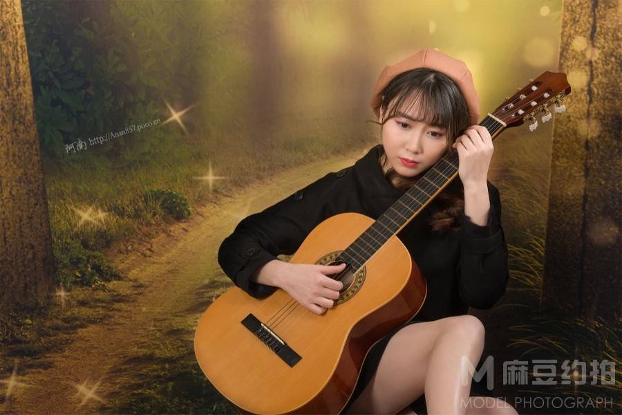 情绪模特