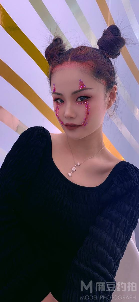 暗黑模特