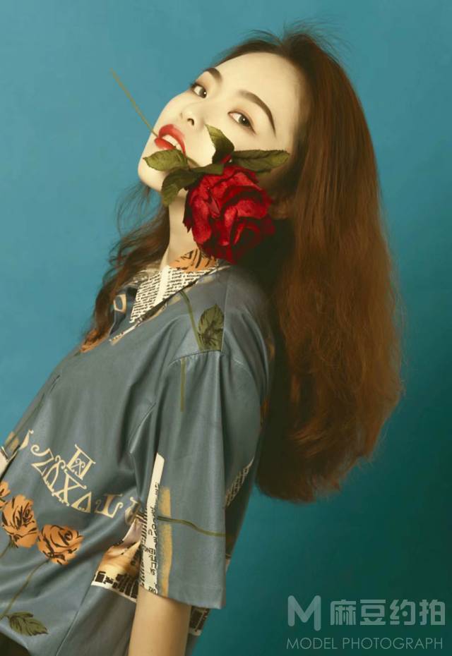 情绪模特
