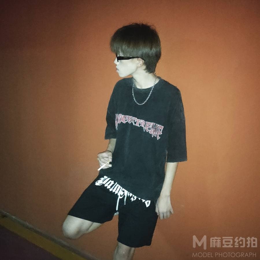 暗黑模特