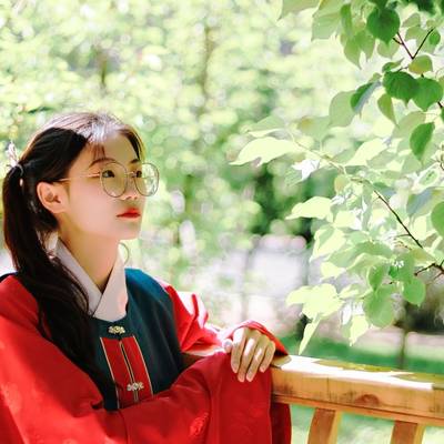 汉服模特