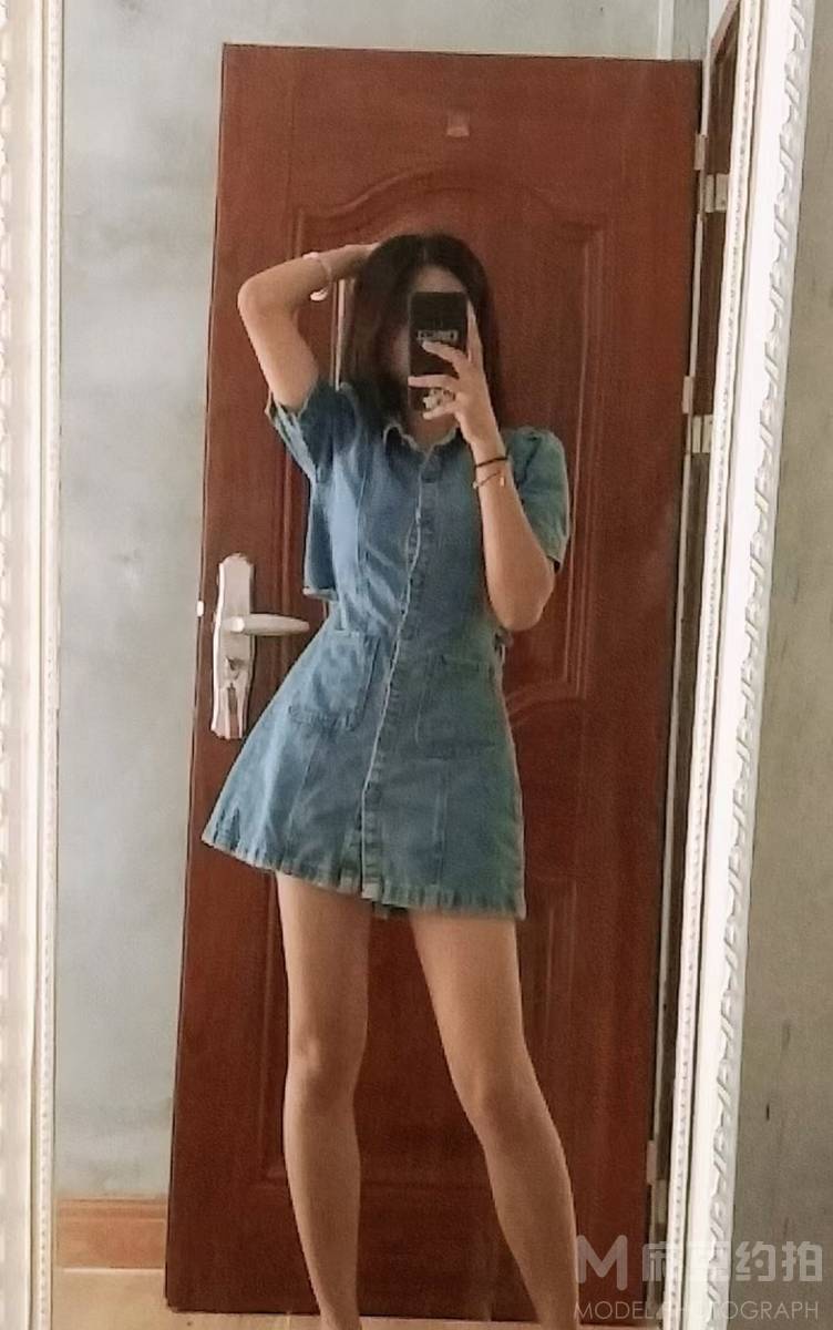 胶片模特