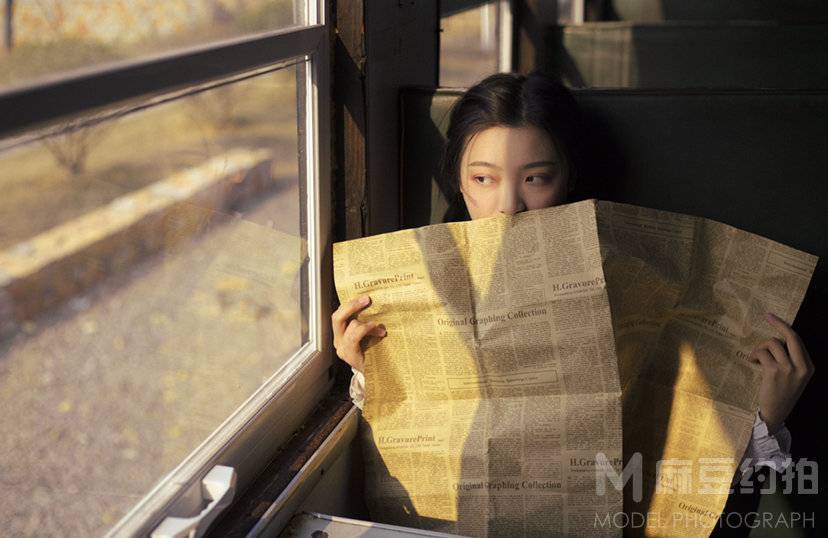 情绪模特