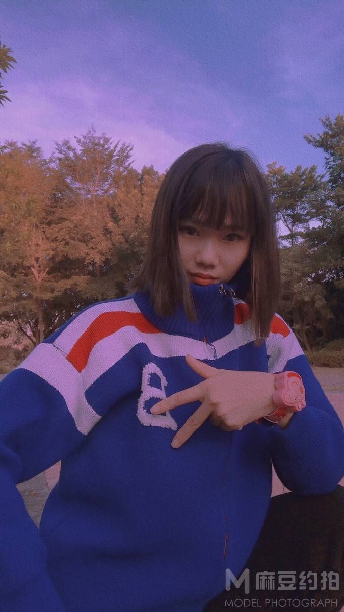 校园模特