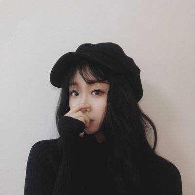 黑白模特