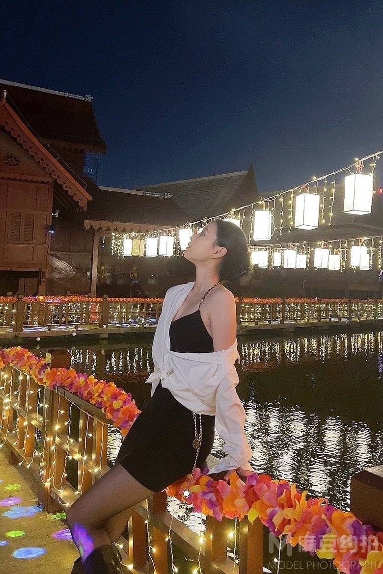 夜景模特