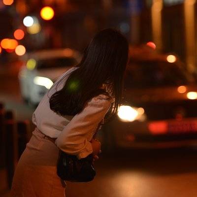 夜景模特