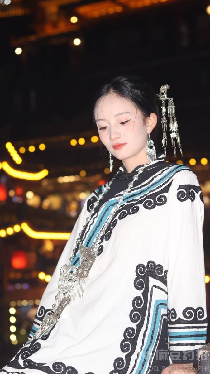 清新模特
