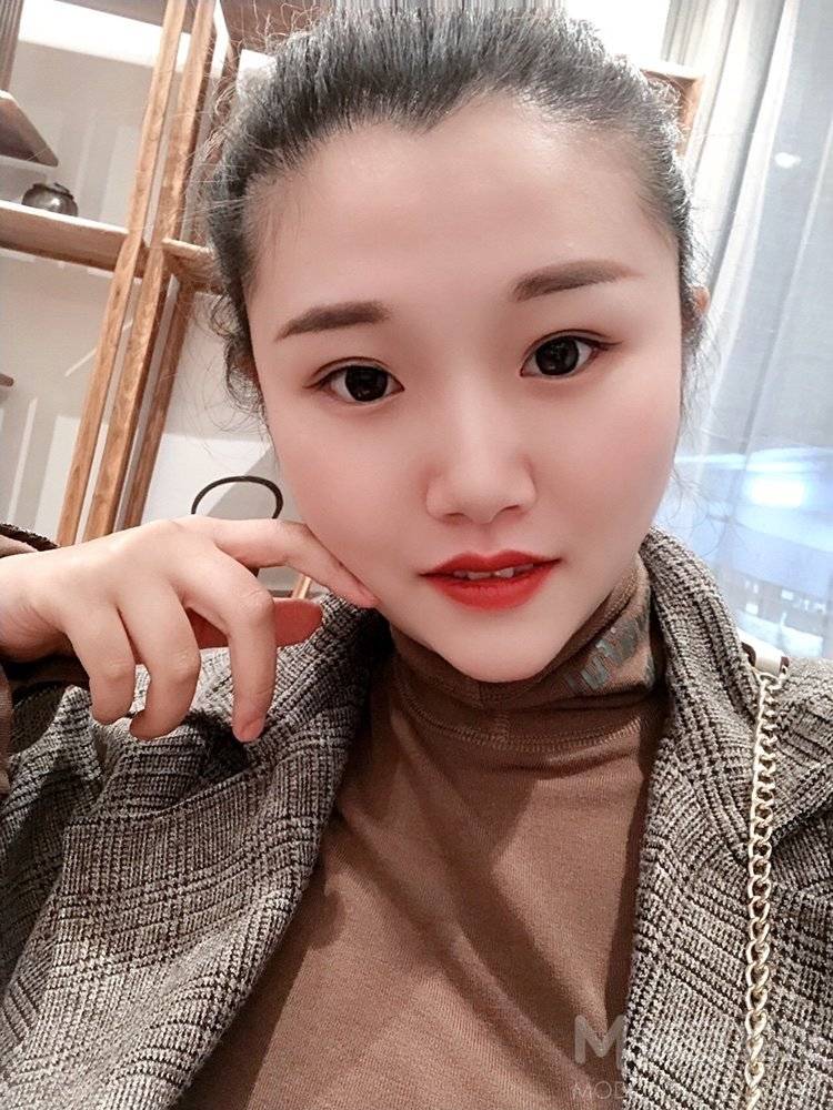 纪实模特