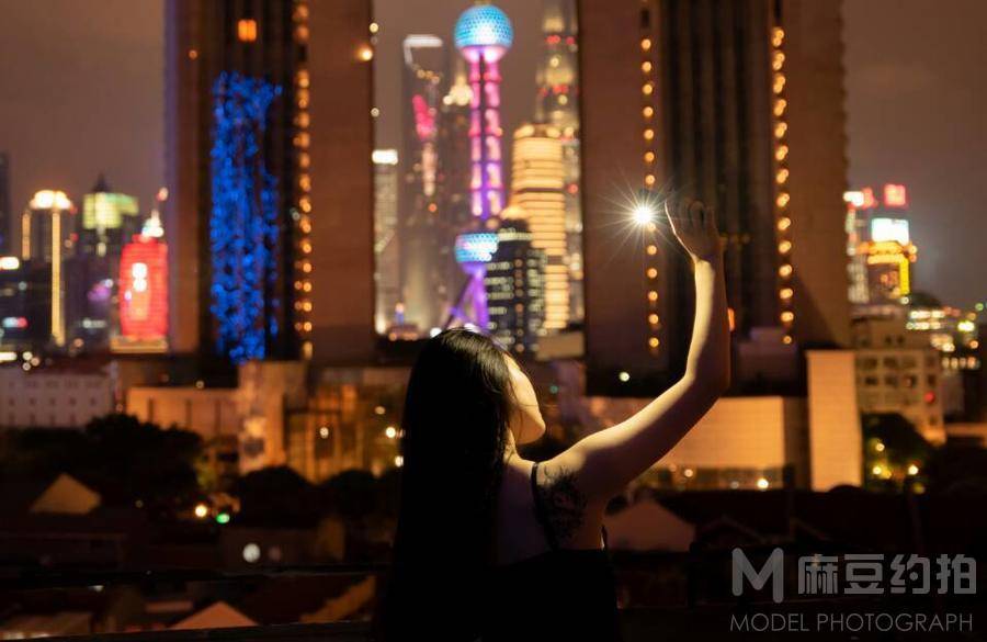 夜景模特